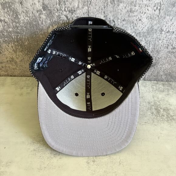 New Era Los Angeles Dodgers Black and Silver 9FIFTY Snapback Hat One Size - Picture 5 of 7